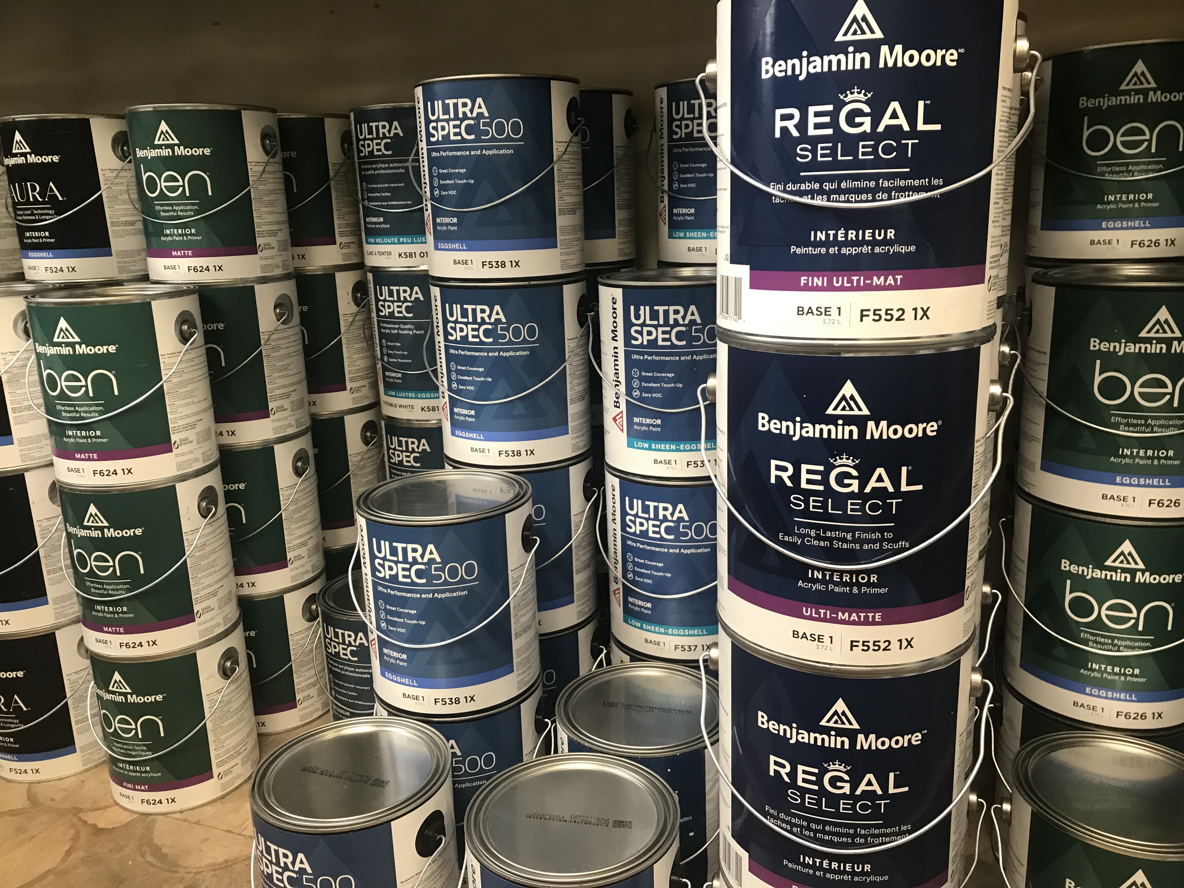 Benjamin Moore Regal Select Paint Cans